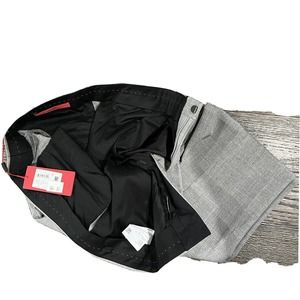 Hugo Boss AG Light Gray W36 R L30 (tailored) Zipped Formal Business